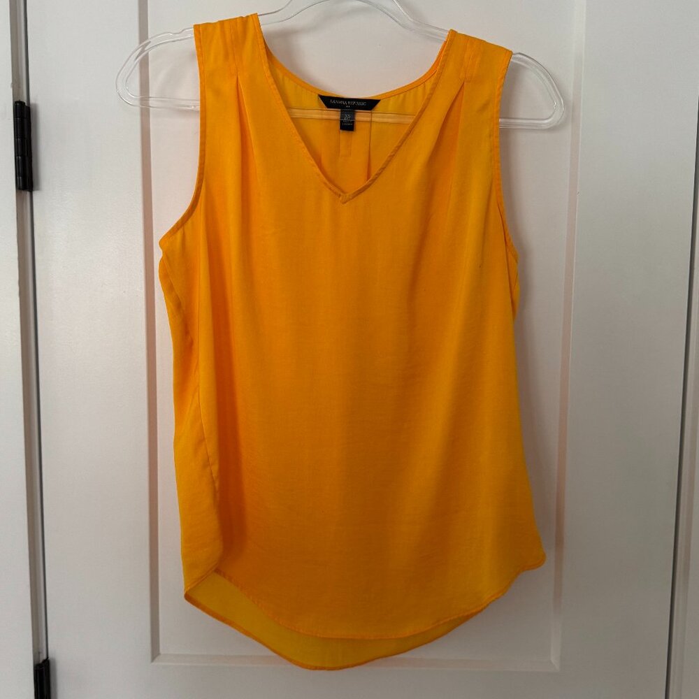 Banana Republic tank